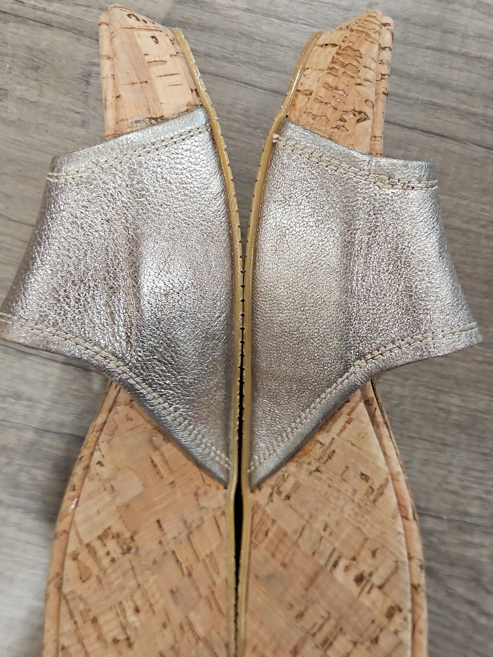 Stuart Weitzman Metallic Leather Slide Sandals Size 8.5 - Picture 9 of 13